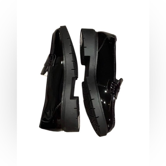 🖤NWT! CLARKS! TIKTOK TRENDING! BLACK PATENT LOAFERS! “WESTLYNN AYLA” 🖤 - Picture 2 of 16